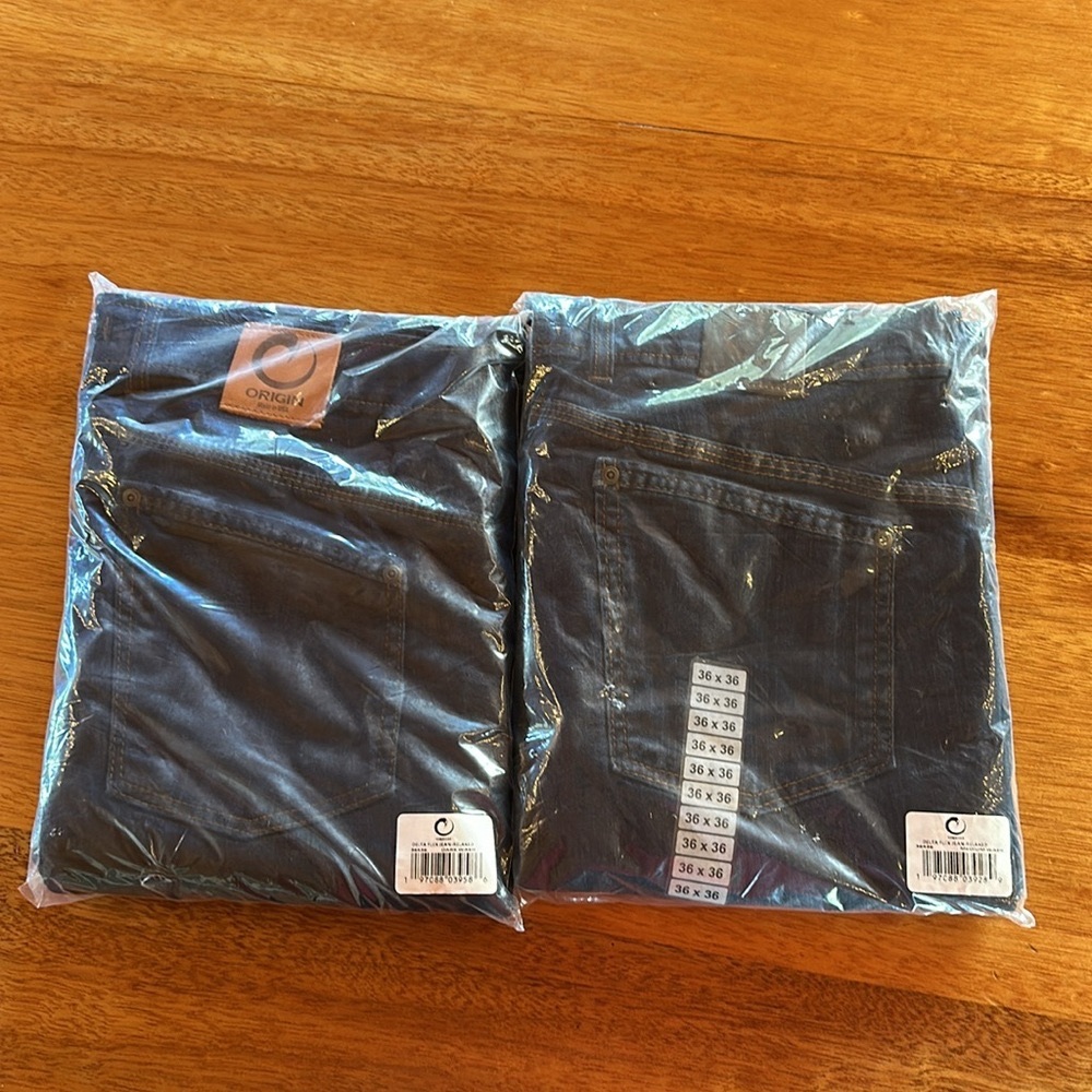 2 x Origin Delta Flex Jeans
Relaxed Fit
36x36 NWT